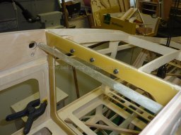Towing hook (65)